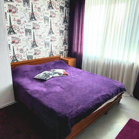 Apartment On Vadim Hetman Street 38 - Industrial Bridge Kiev Ngoại thất bức ảnh