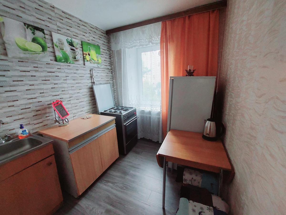 Apartment On Vadim Hetman Street 38 - Industrial Bridge Kiev Ngoại thất bức ảnh